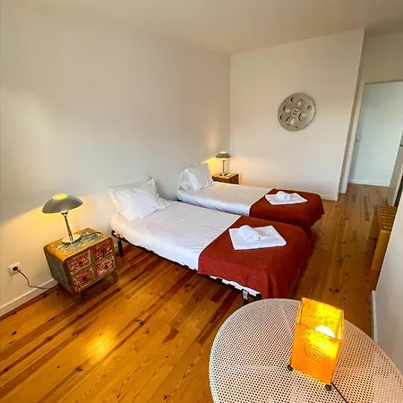 Appartement Big Terrace Apartment-graca Lissabon
