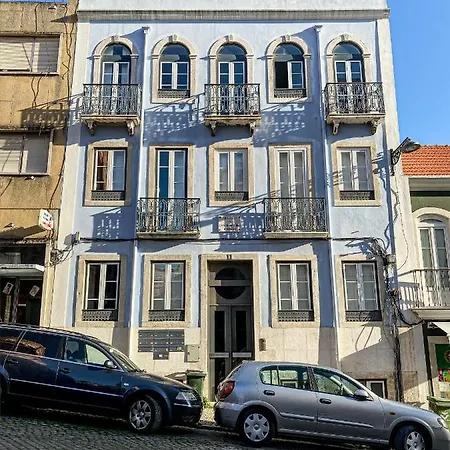 Appartement Big Terrace Apartment-graca Lissabon