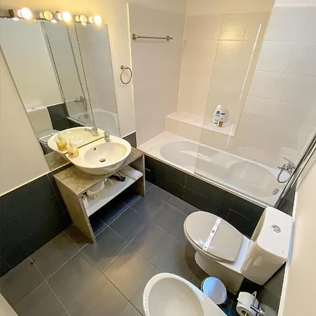 Big Terrace Apartment-graca Appartement *
