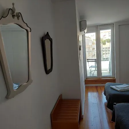 Big Terrace Apartment-graca Lissabon